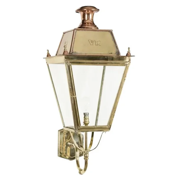 Limehouse – Ländliche Außenbeleuchting Balmoral handgefertigt 82cm – poliertes Gold (PBUL)