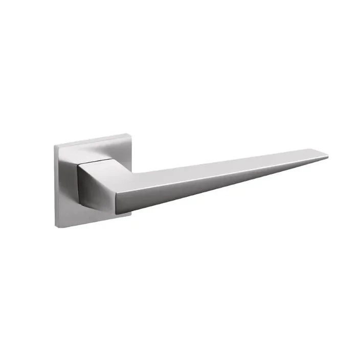 Olivari – Design-Türgriff Denver auf Rosette Edelstahl